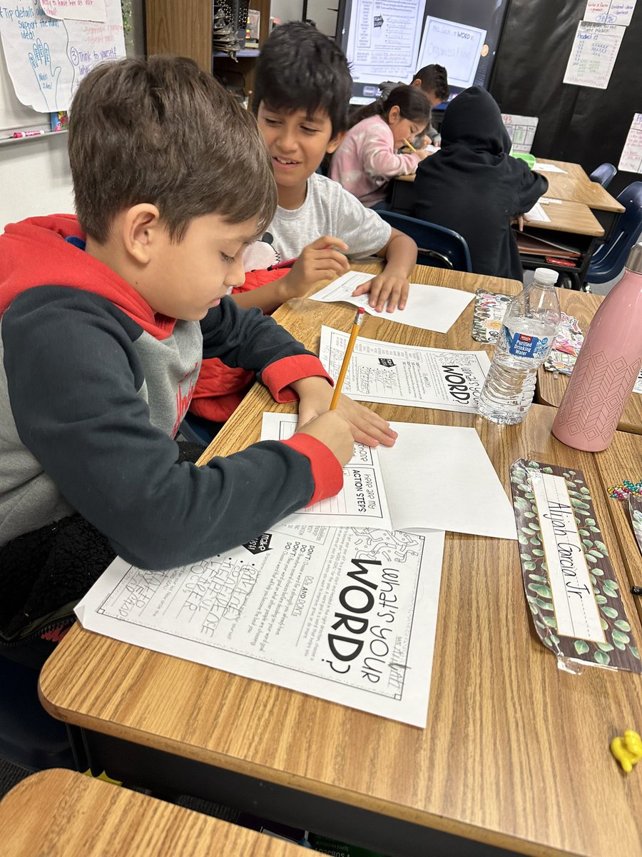 FurneauxBraves's tweet photo. 3rd grade is working on goal setting, finding a word for the year to help them create some action steps: responsible, focus, healthy…love the goal setting work our students are doing! @CFBISD @LoriParker317 @StephCJohnson_ @EichJulie @FurneauxBraves @EldredgeWendy @susanmachayo https://t.co/cbRltma1uy