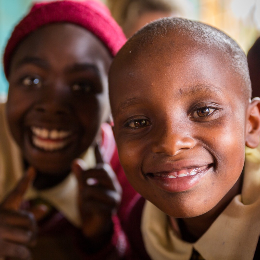 Happy #NewYear! ✨ 

Some of our resolutions include bringing #cleanwater to more people in Kenya and making more individuals #smile like these two! 💙

📷: Manny Pandya