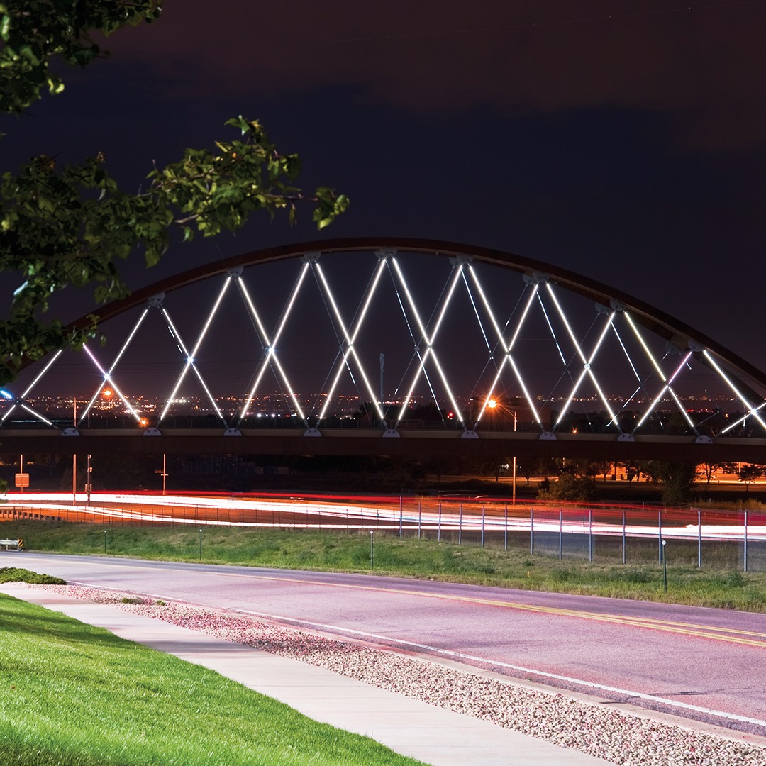 BarronLighting's tweet photo. There are so many things you can do with our Flexible Border Tube. Just take a look at this bridge!
Visit: https://t.co/IxrguZELDs
.
.
.
.
.
#ledlighting #lightingdesign #commerciallighting #lighting #architecturallighting #buildinglights #specialtyled #barronlighting https://t.co/WJAt0X0hCm