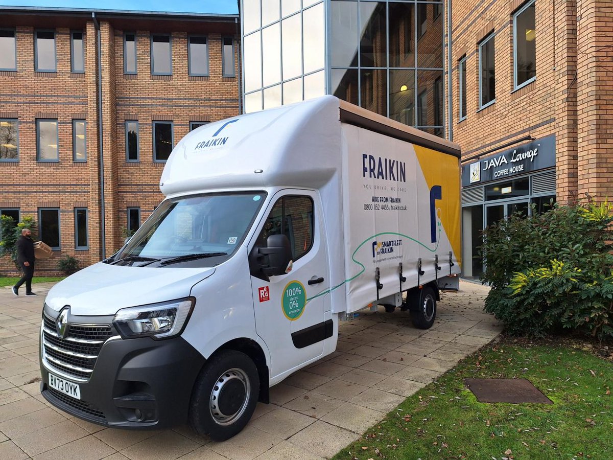 Available NOW, the latest all-electric curtainside 3.5-tonne LCVs have joined Fraikin's rental fleet. 🚚🔋🔌 If you're looking to 'try before you buy', our medium- and long-term rentals could be for you! ⚡🚚 

For more: fraikin.co.uk/contact-us

#FraikinFocus #ElectricVehicles