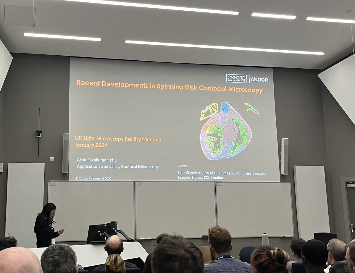 Aisha representing @AndorTechnology systems and @ImarisSoftware ‘s new machine learning segmentation at the @RoyalMicroSoc LM-FMM2024