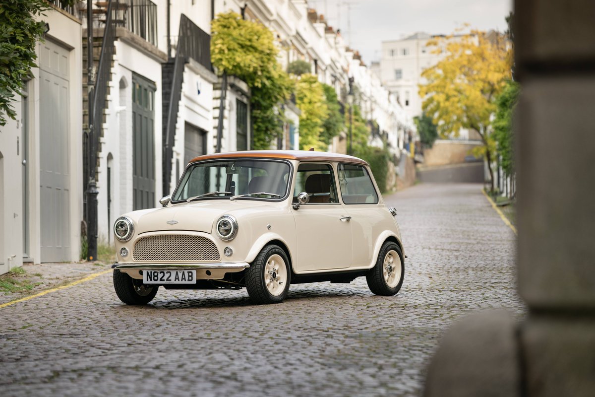 davidbrownautos's tweet photo. Elevate every journey. #eMastered #HandCrafted #MadeInBritain #Bespoke #OriginalRemastered #MiniRemastered https://t.co/ccafQVMRyN