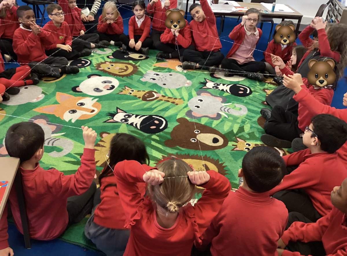Y2Fva's tweet photo. We are orators. We shared ideas on a theme and used thread to show a talk trail. Anyone who contributed was given the thread. To support each other to contribute, we practised key phrases used to invite someone to a conversation or to share ideas. Our talk trail grew after that! https://t.co/KAAIhvAp2S