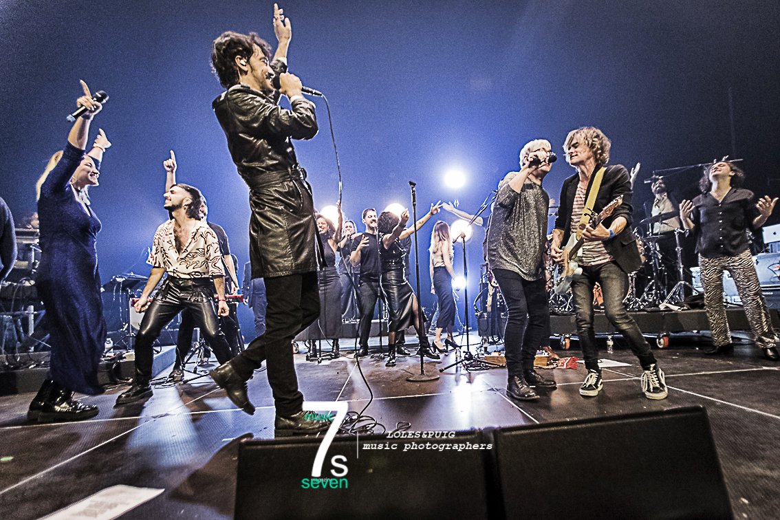 7s7 magazine (@7s7magazine) on Twitter photo Segundo asalto. Trilogía de una despedida de <a href="/secondmusic/">Second</a> de los escenarios <a href="/teatrocircomur/">Teatro Circo Murcia</a> #Estrelladelevante <a href="/Fran2nd/">Fran2nd</a>
<a href="/Jorge2nd/">jorge</a> #paratodoeluniverso
<a href="/secondistas/">SECONDISTAS</a> @vivasuecia #javibox <a href="/_RufusTFirefly_/">Rufus T. Firefly</a>
<a href="/soyKuve/">K U V E</a> <a href="/arde_bogota/">ARDE BOGOTÁ</a>
Cronica: bit.ly/231229_Secon_T… Segundo asalto. Trilogía de una despedida de <a href="/secondmusic/">Second</a> de los escenarios <a href="/teatrocircomur/">Teatro Circo Murcia</a> #Estrelladelevante <a href="/Fran2nd/">Fran2nd</a>
<a href="/Jorge2nd/">jorge</a> #paratodoeluniverso
<a href="/secondistas/">SECONDISTAS</a> @vivasuecia #javibox <a href="/_RufusTFirefly_/">Rufus T. Firefly</a>
<a href="/soyKuve/">K U V E</a> <a href="/arde_bogota/">ARDE BOGOTÁ</a>
Cronica: bit.ly/231229_Secon_T…