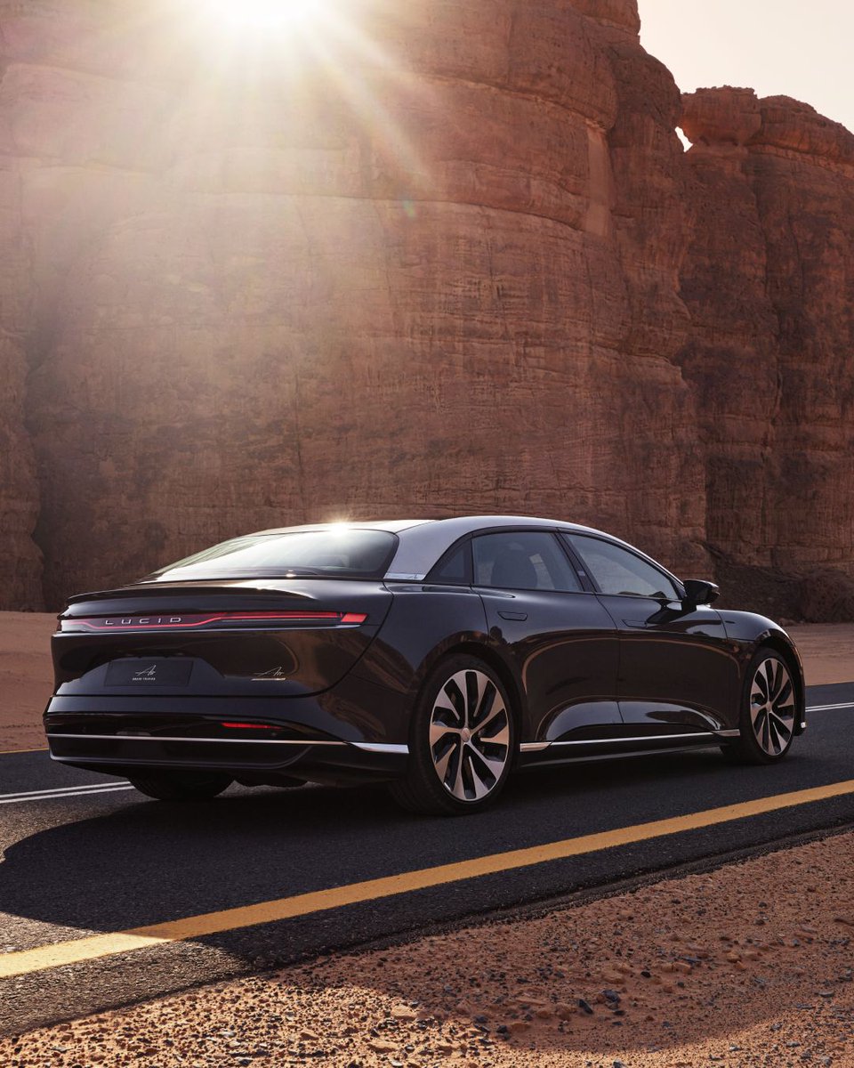 LucidMotors's tweet photo. 2023 was an incredible year of milestones and achievements for us at Lucid Motors. Here are just some of the exciting highlights from the last year: https://t.co/HR9qYWYXhF
