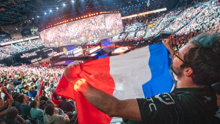 Last_HitOff's tweet photo. [OFFICIEL] PARIS 🇨🇵 ACCUEILLERA LES WORLDS 2024 🏆

Les quarts et les demi-finales se dérouleront à l'Adidas Arena, une salle encore en construction pour les futurs Jeux Olympiques. 

📅 17 au 24 octobre 2024 https://t.co/6I1jBwWZ21