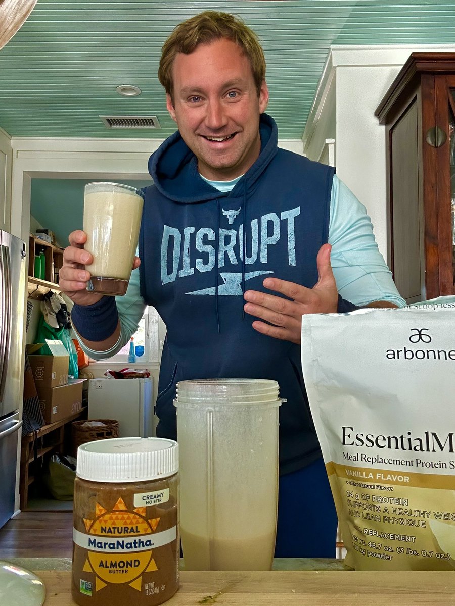 liberty_erik's tweet photo. Underdogs I LOVE my Arbonne Vanilla Protein Shake mixed with Marantha Peanut Butter and Almond milk. This gets me my healthy fats with Pea, Brown Rice and Cranberry protein! 🙌🥤💪

#underdogs #healthylifestyle #fuelthebody #eatinghealthycanbedelicious #arbonne https://t.co/cRWgHSZOUK