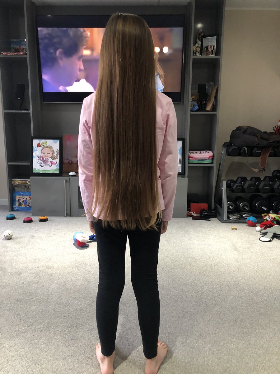 daisybel28's tweet photo. @LPTrustUK 19” off her gorgeous hair for the little princess trust. £675 raised too! She couldn’t be happier to give her hair to children in need ❤️ https://t.co/HAXibBCQYa