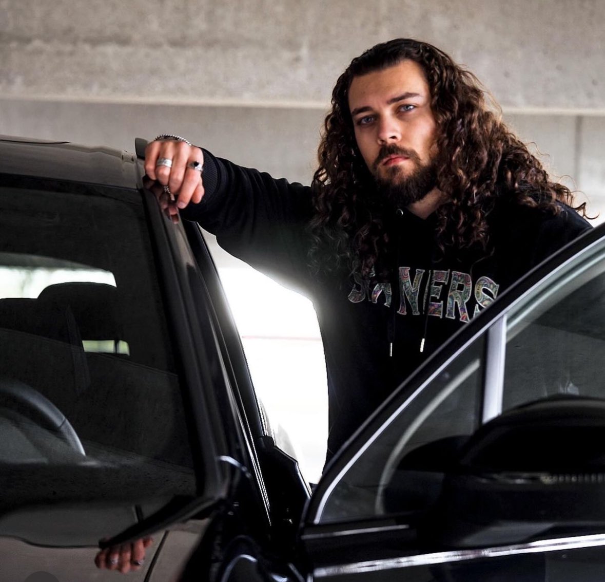 “I guess if I have to I’ll drive <a href="/XMisfitSinnerX/">Faith Grazer Hiatus</a>  while the bikes getting fixed”