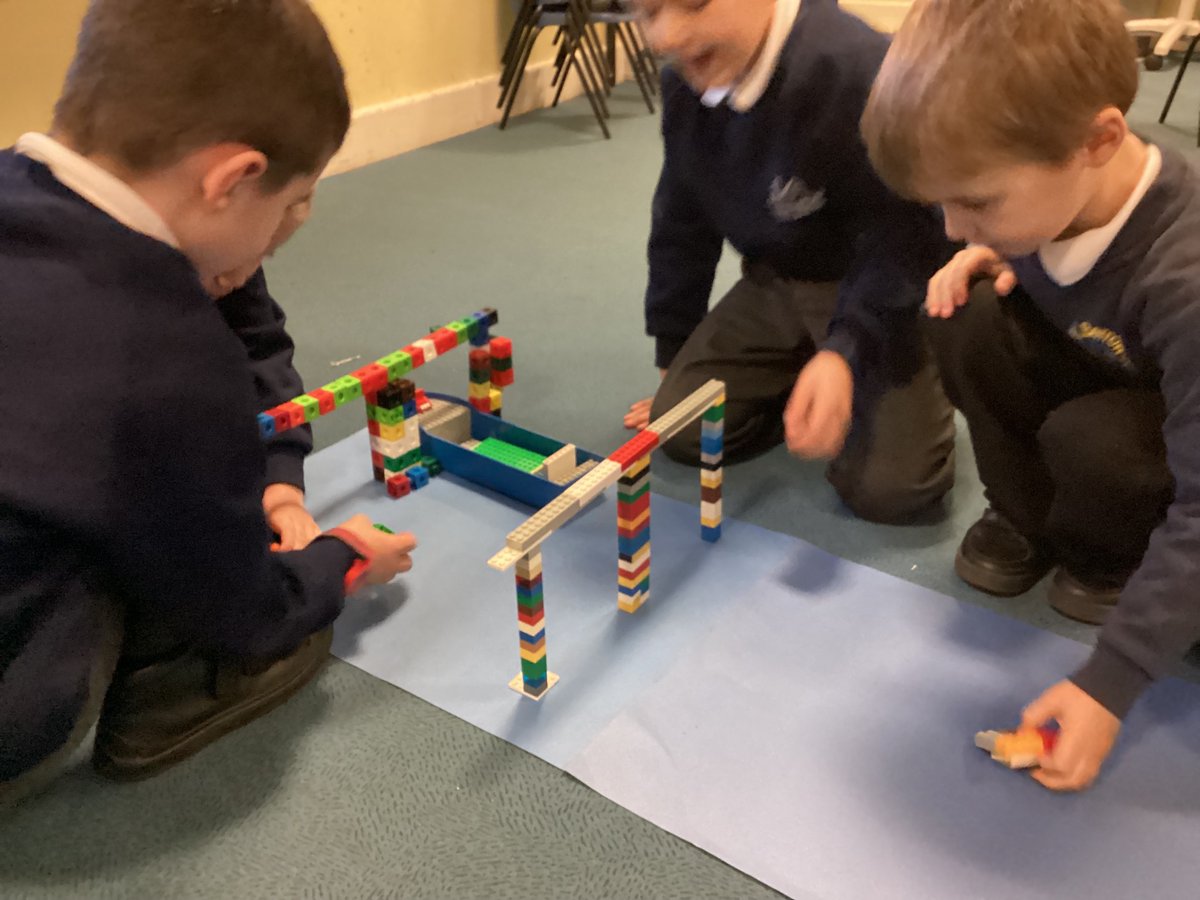 KatieManoy tweet media