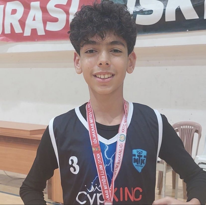 Siz hepiniz Mert’im 🤍 Şampiyonaların yıldızları olarak bunu sağlayacaksınız biliyorum. Sizin gücünüz bunu yapacak.. Olası kast olacak.. İçeriden çıkamayacak onlar.. #isiasvicdansız #isiasortakdavamız