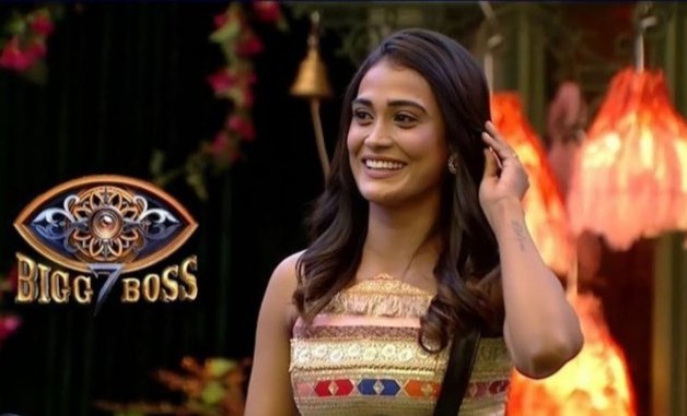 thiyagooooo007's tweet image. Congratulations...!

Poornima took 16lakhs cash box and exited BB house - Smart Move 👍

#BBS7 #bigbossseason7 #Bbtamil7 #BBTamil #vijaytv #hotstar #KamalHassan