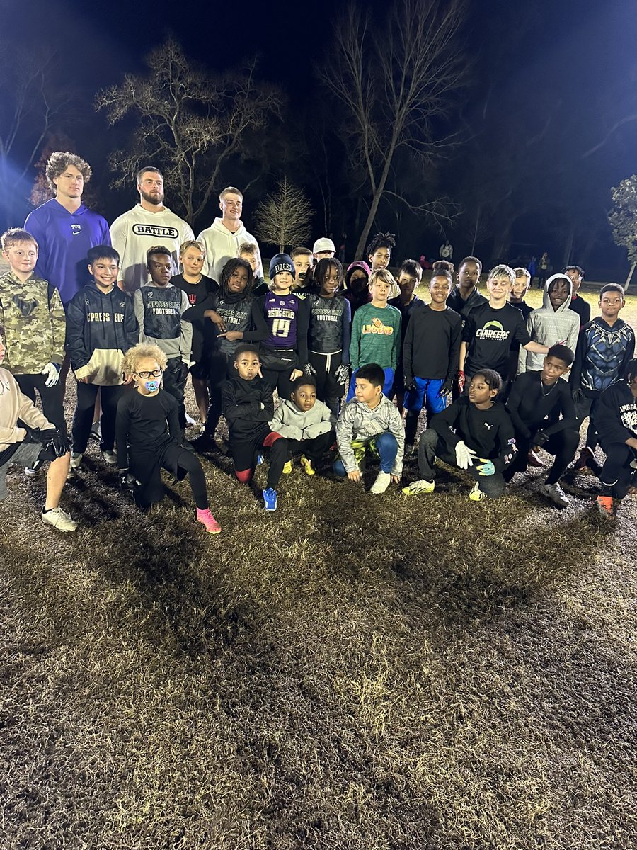 Hudson Hooper (@hudsonhooper1) on Twitter photo Great to be out on the field with <a href="/CYPEFOOTBALL/">Cypress Elite Youth Sports</a> helping them reach the next level! <a href="/TCUFootball/">TCU Football</a> <a href="/CoachSonnyDykes/">Sonny Dykes</a> <a href="/AAFrogDC/">Andy Avalos</a> Great to be out on the field with <a href="/CYPEFOOTBALL/">Cypress Elite Youth Sports</a> helping them reach the next level! <a href="/TCUFootball/">TCU Football</a> <a href="/CoachSonnyDykes/">Sonny Dykes</a> <a href="/AAFrogDC/">Andy Avalos</a>