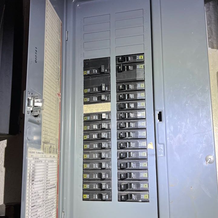 wbtcassessors's tweet image. Outlets, Wiring, Circuit Breakers, and Code Compliance

#WBTC3
#ElectricalSystem 
#CommercialDueDiligence
#CommercialBuilding
#CommercialInspection