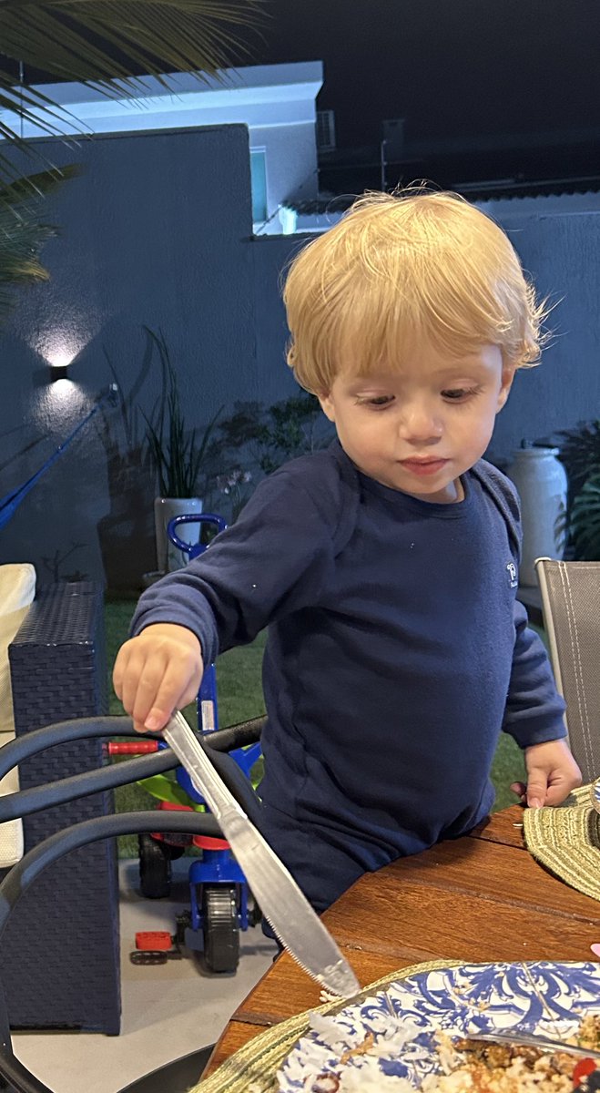 Heelixir's tweet image. Gente ultima vez que eu postei o tutuzinho aqui ele era um grão de areia, apresento a vocês o baby elf de 1 ano e 3 meses ja