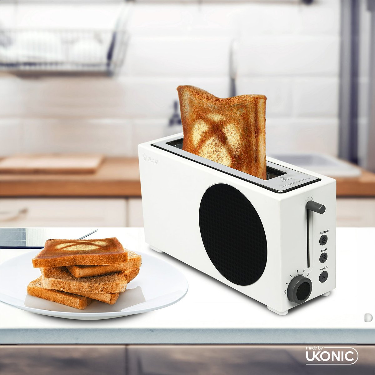 Got bread? because we can toast it now

The Xbox Series S Toaster from Ukonic is officially available: xbx.lv/41M1jqK