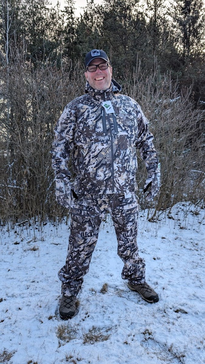 jamieparent's tweet photo. My new hunting gear courtesy of https://t.co/h9dNdILJo5! https://t.co/wuBPc0AdBp