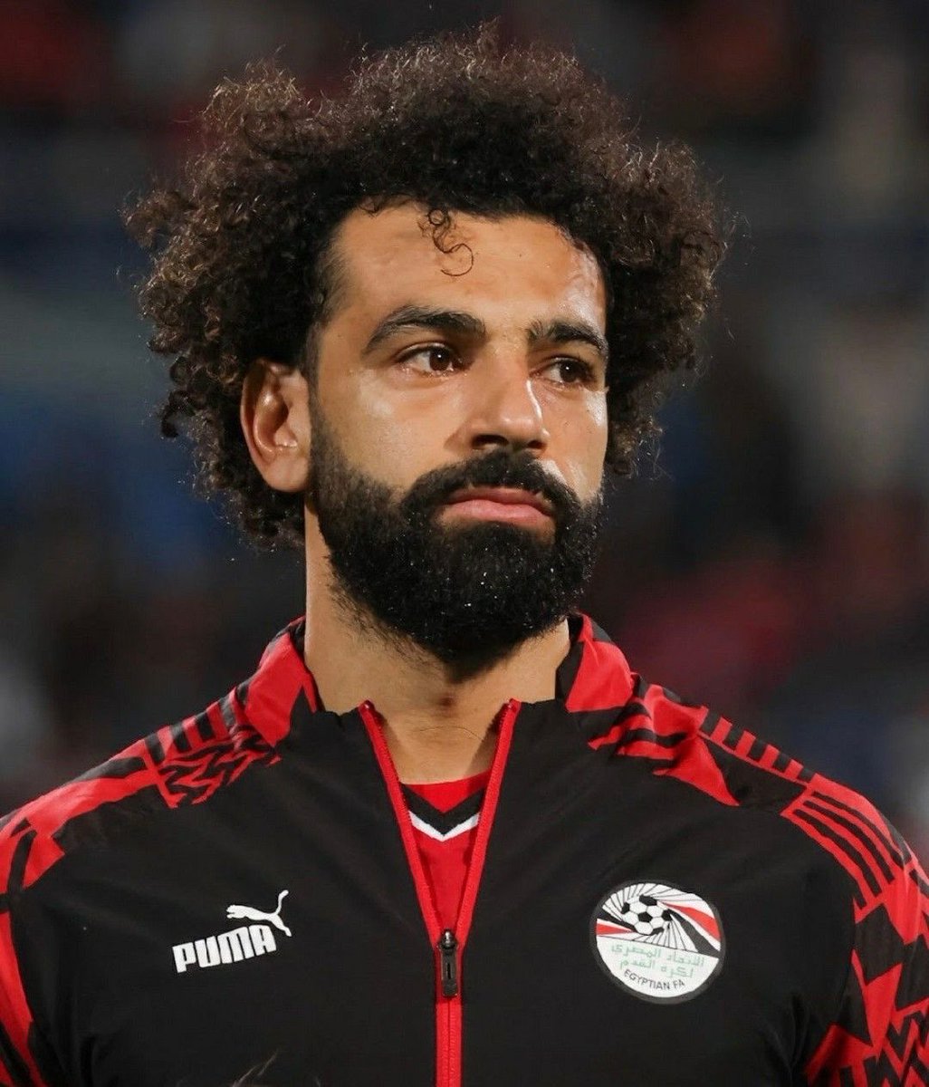 Mohamed Salah has arrived Egypt’s camp for the AFCON.

𝐓𝐡𝐞 𝐊𝐢𝐧𝐠 𝐈𝐬 𝐁𝐀𝐂𝐊 ! 🇪🇬👑

#TotalEnergiesAFCON #AFCON2023 #Salah #Egypt #CAN2023
