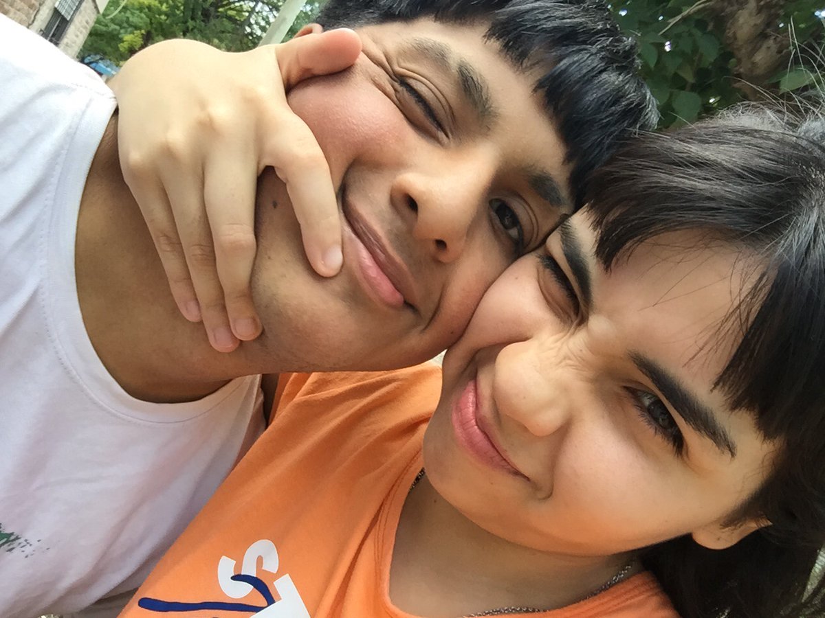 sos el amor de mi vida,espero algún día poder devolverte toda la felicidad que vos me das ,voy a tratar de no hacerte renegar mas jajaja te amo mi chiquito,sos mi re amorcito 💘💘💘