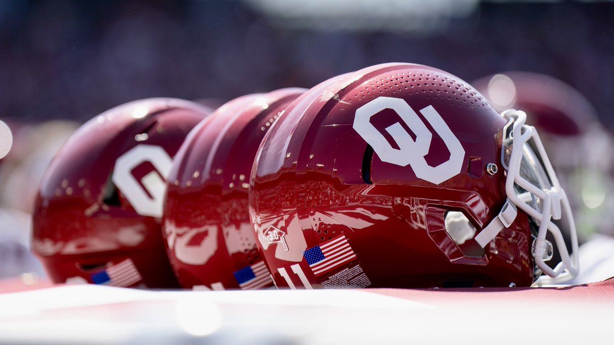 OU_Football's tweet photo. Coach Venables announces defensive staff change.

🔗 https://t.co/VE8oZwly3h https://t.co/om5NcmsPgz