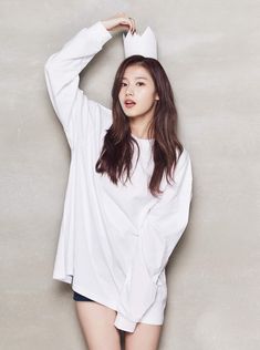TwiceMerch1's tweet photo. Shop Twice Merch at https://t.co/ouWm1H6R08 with FAST and Insured Worldwide Shipping #Twice #KPoph #Itzy #Blackpink #BTS https://t.co/hbXHPSlGry
