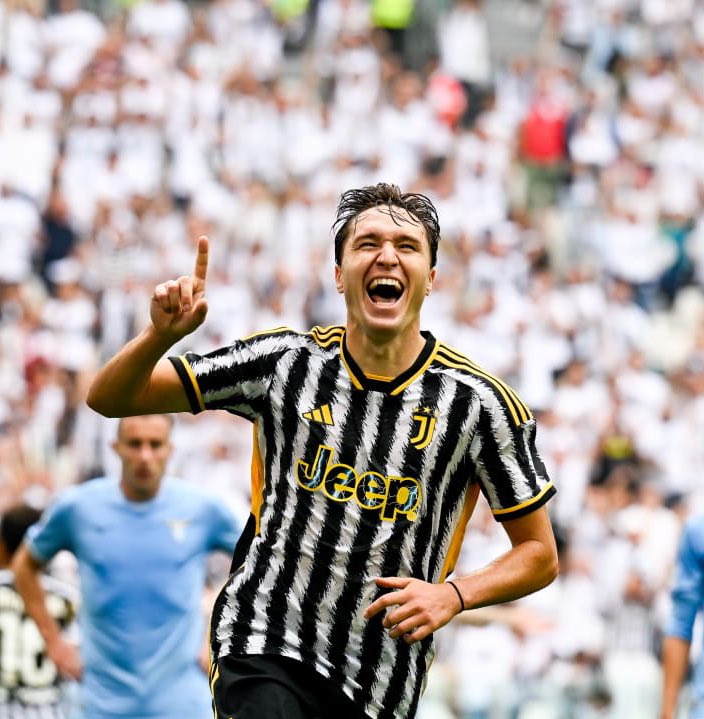 drvcarys_'s tweet photo. E CON VOI IN CAMPO BISOGNA TREMARE https://t.co/AqUIoeFvfU