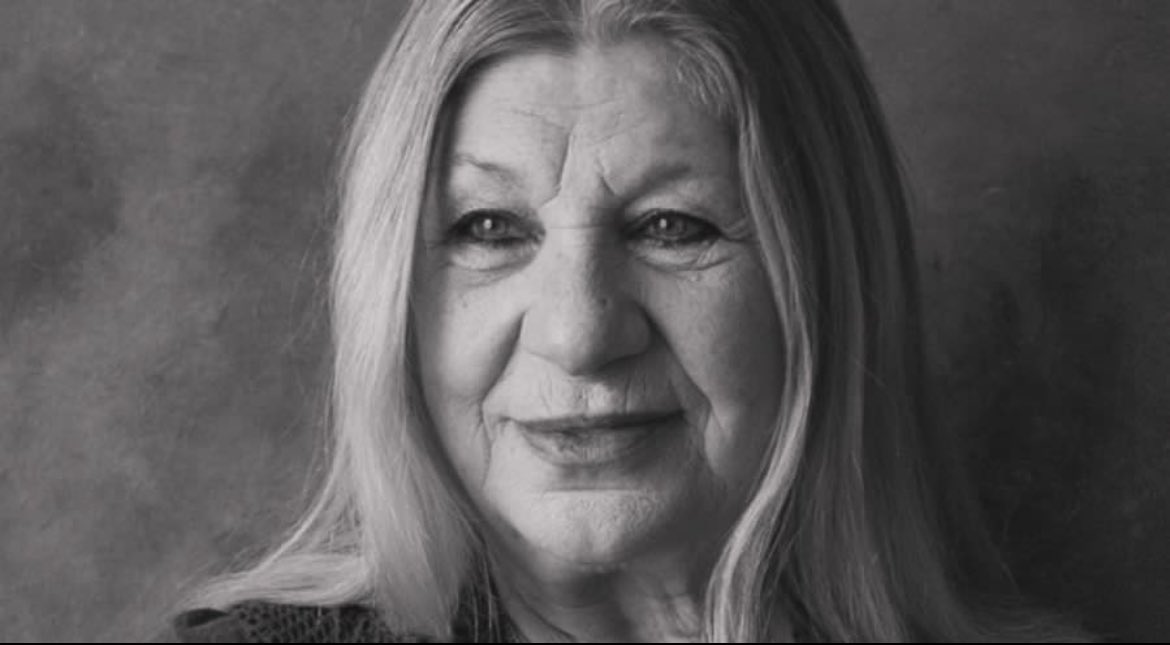 Bir ustamız daha göçtü... Sevgili Ayla Algan'ın sevenlerine ve yakınlarına sabır diliyoruz 🙏 Her zaman sevgiyle anacağız…