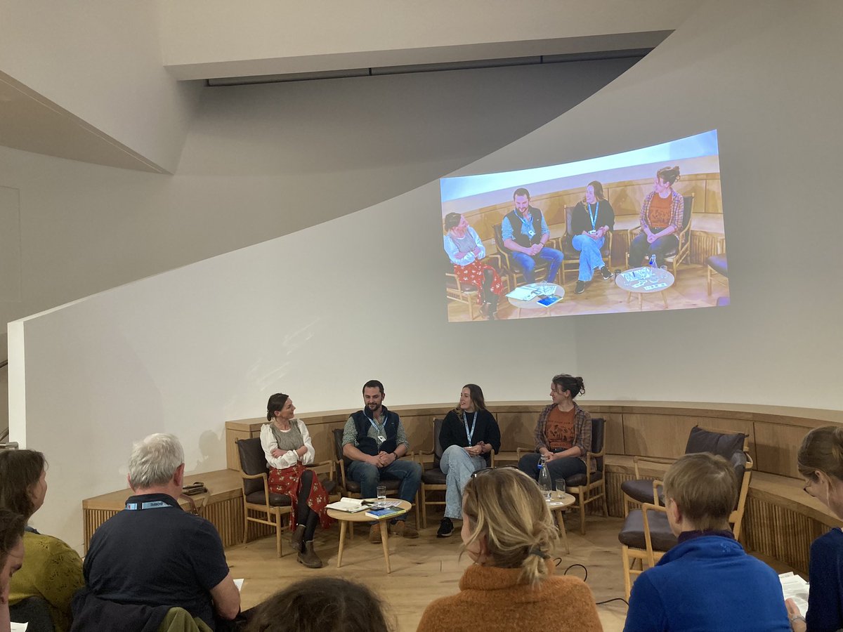 PureKent's tweet image. Yay! The @sixinchessoil farmers! After the UK premier at @ORFC.