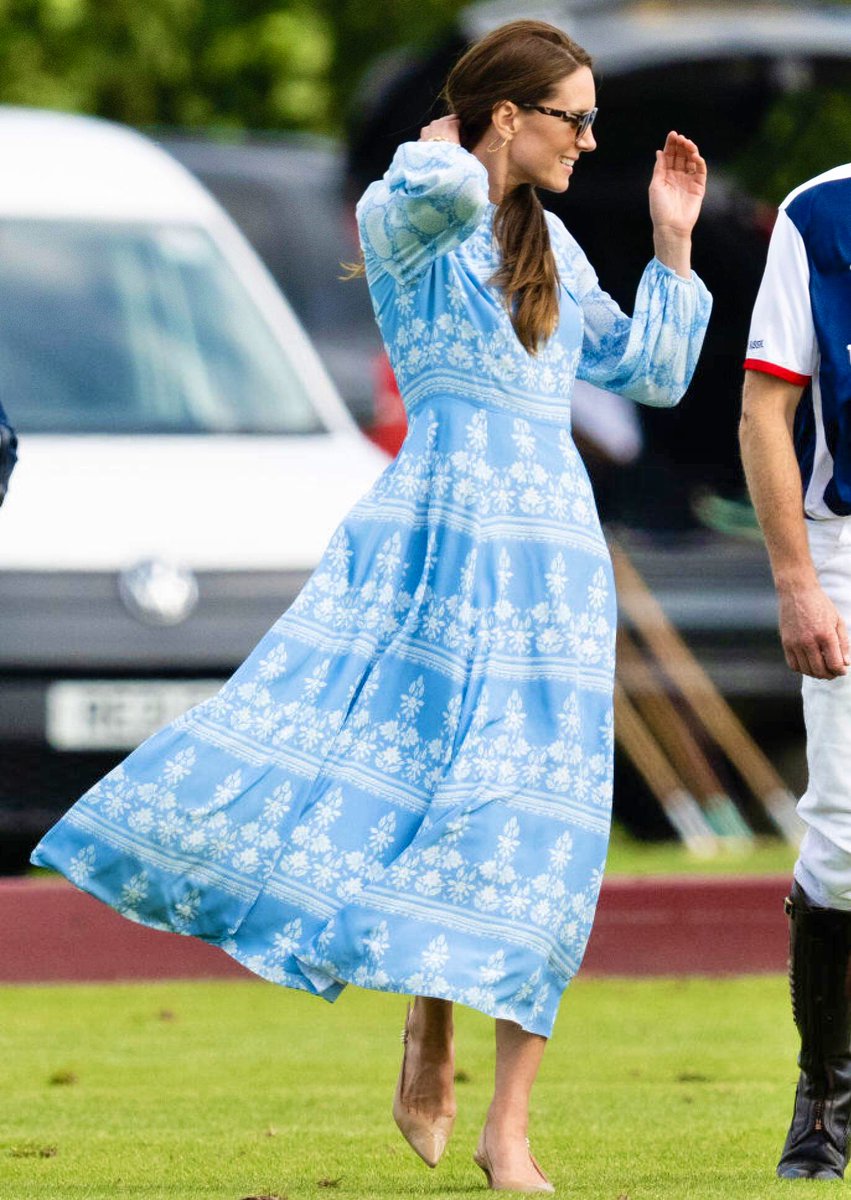 Catherine’s polo style is always a slay🤩
#PrincessofWales