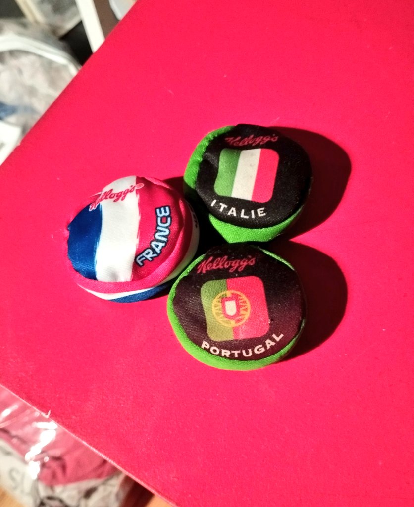 𝐋𝐞 𝐌𝐚𝐭𝐞𝐫𝐢𝐚𝐥𝐢𝐬𝐭𝐞 ☕️ tweet media