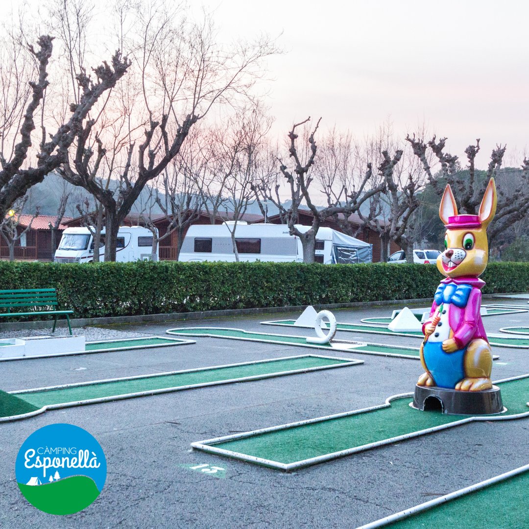 Entra al nostre càmping i gaudeix de diverses activitats per a tots els gustos. 
 
Caiacs i pesca esportiva al riu; o mini golf, zona esportiva, parc infantil i piscines a l’interior.

Visita el nostre web

bit.ly/2XzmMGm
#campingesponella #campingsGirona #vacances