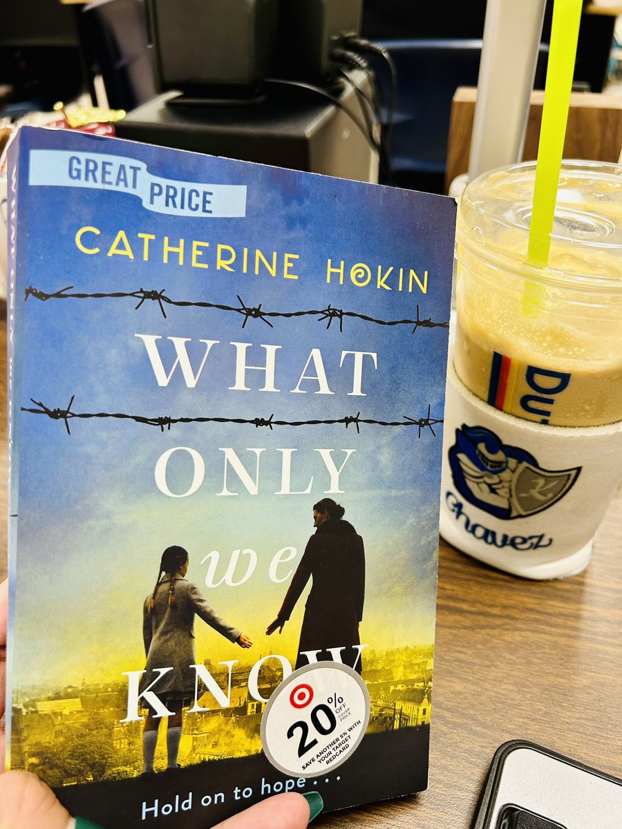Drop Everything and Read 📚 on our first day back <a href="/NISDKnowlton/">Knowlton Knights</a> ! Our knights and their families came back ready and excited for learning! We all dropped everything to read our favorite books! 📚 <a href="/evamireles4_eva/">Eva</a>