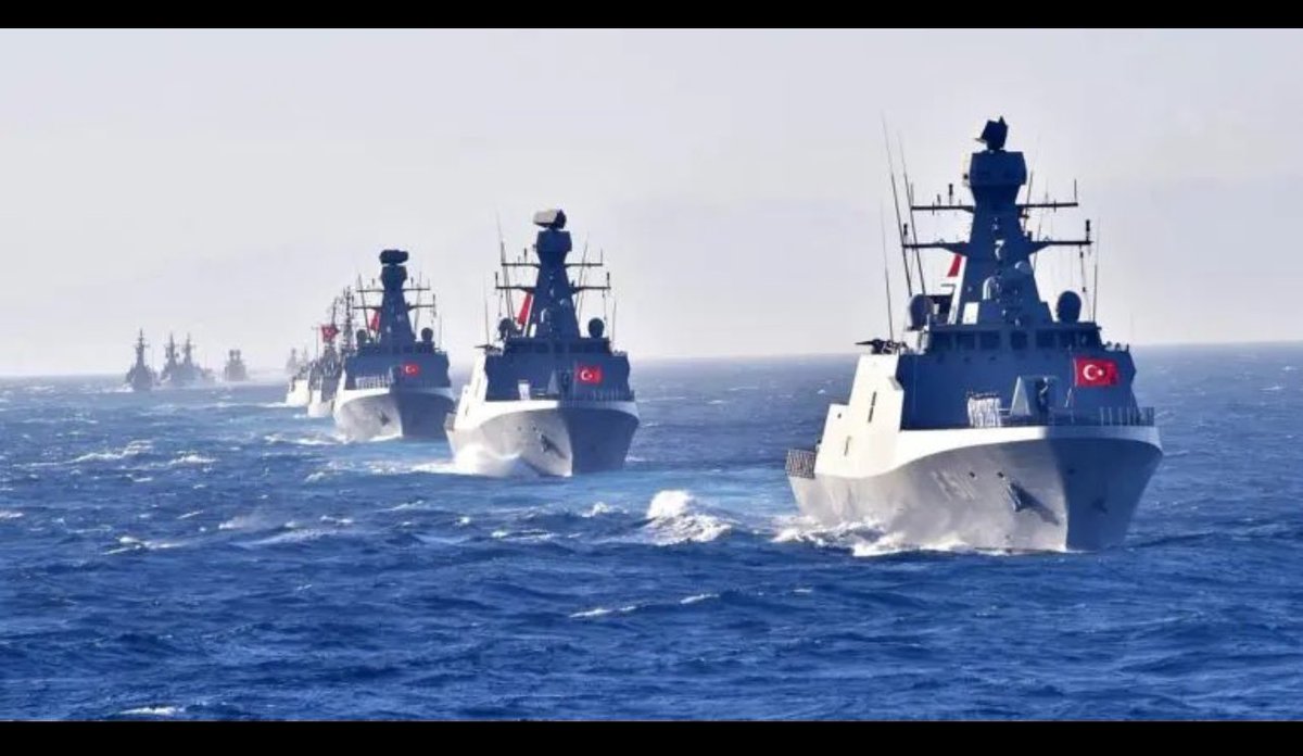 4Xamarpeople's tweet photo. #BreakingNews 

A Turkish navy fleet will be deployed in the Somali waters in the coming weeks, Turkey will also sell navy ships to Somali maritime security forces per Report. 

President @HassanSMohamud is expected to hold talks talks with his counterpart in Turkey. https://t.co/PslwOGqOea