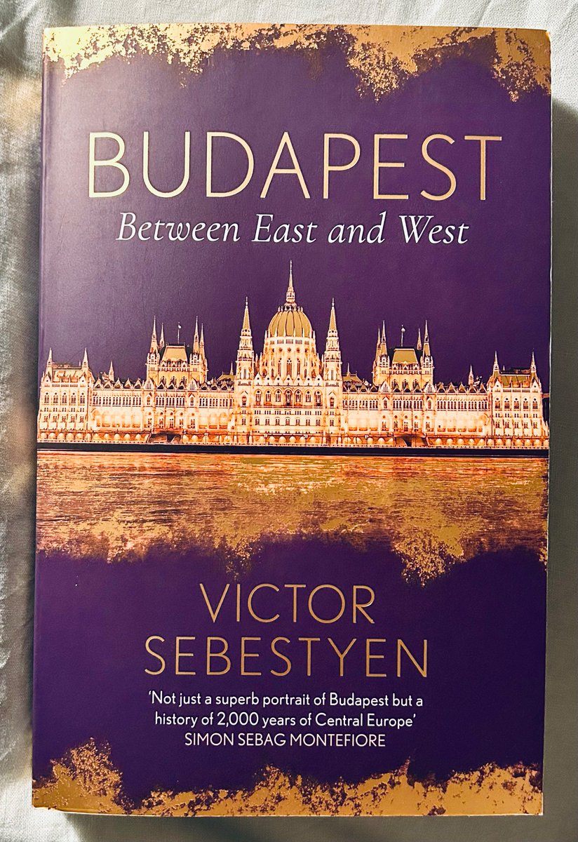 Fascinating reading. Victor Sebestyen @Victorsebby, as an historian, is in the same league as @SPlokhy, Orlando Figes and @simonmontefiore. By the author also “Lenin, the dictator” and “Twelve days. Revolution in Budapest”. Superb writing. #budapest