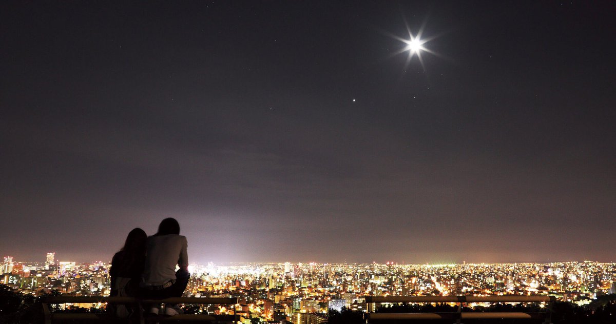 i wanna sit on a rooftop with someone at 3am just looking at the stars