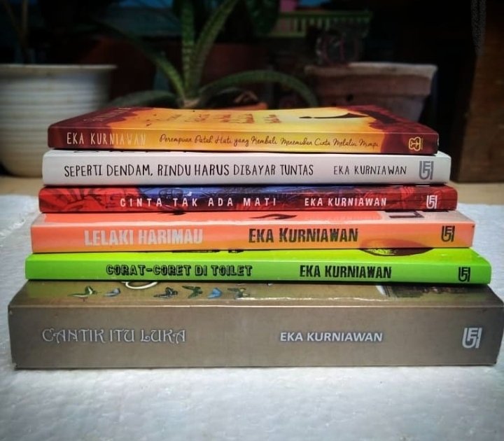epHa_esc's tweet photo. Cantik itu luka buku lama tapi kenapa baru trending sekarang

 https://t.co/8q9b6pXZYg https://t.co/CmIqdFQmhI