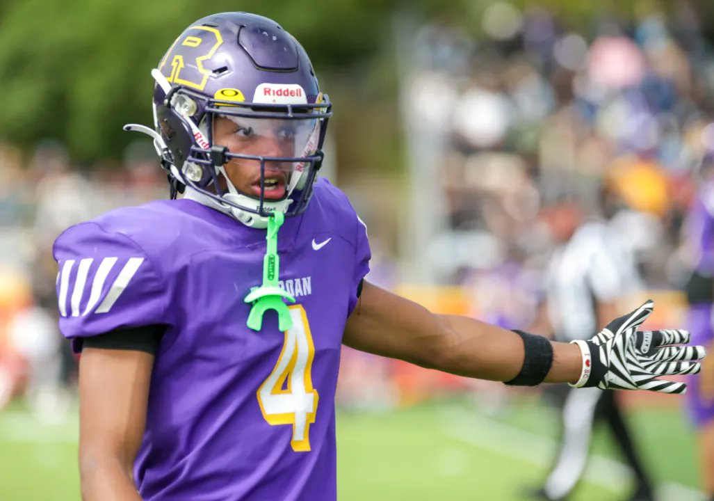 joseph_dycus's tweet photo. ALL-BAY AREA WIDE RECEIVERS

@Lawsonera44, @jasonauzenne05, @_OwenScott5, @amari_bluford, @QuesadaNoah, @ryan_mckendry,  @DejiAjose7, @brooksdavis_09, @PrestonConrad7, @Davion_Dunkley, @KaiHamilton0, @EsomonuGarrett among those honored. 

FULL LIST: https://t.co/CoJ2CeCwts https://t.co/wlTDl19k10