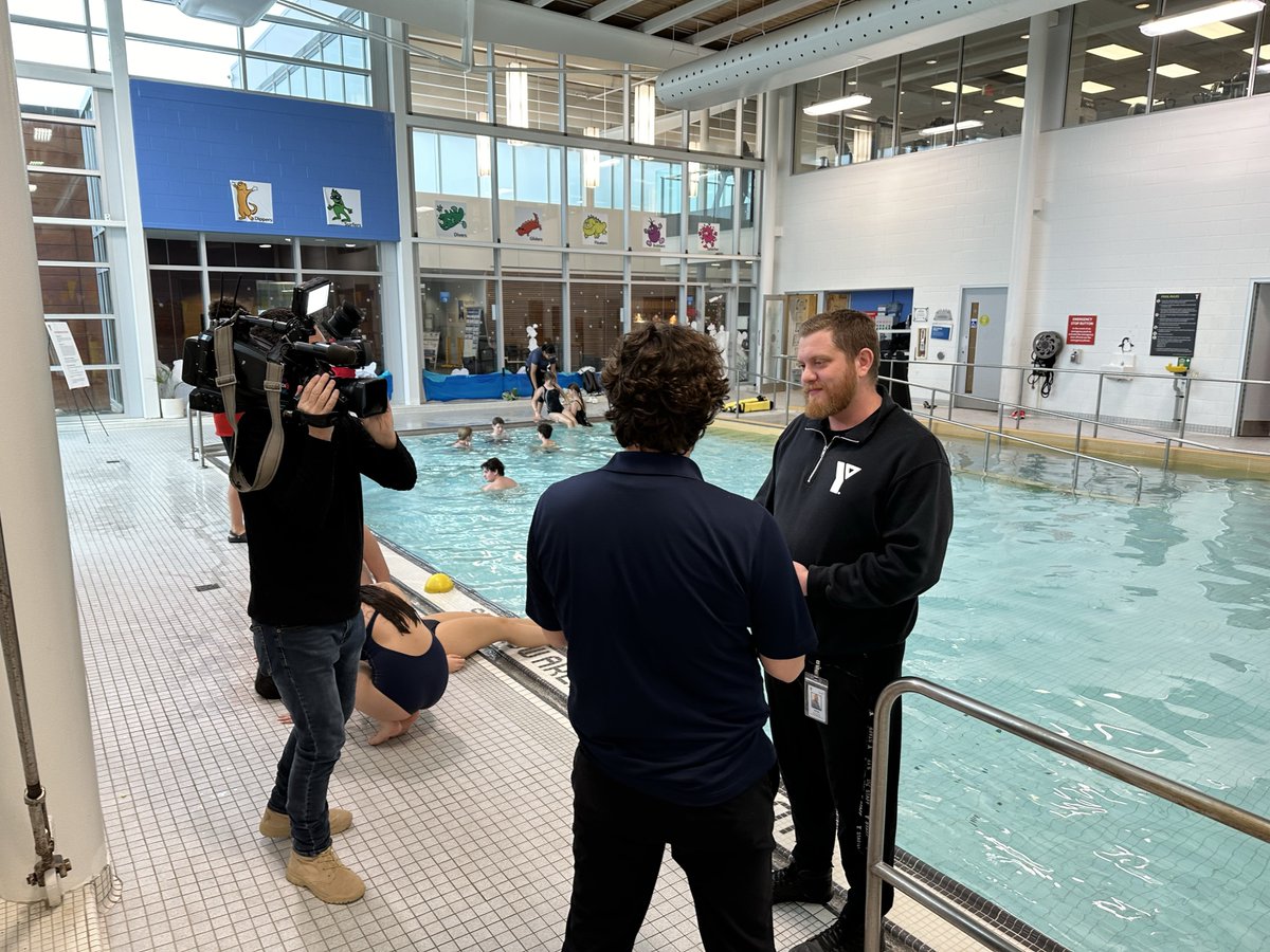 ymcahbb's tweet photo. We would like to extend another sincere thank you to @LouieB_TV and the whole team at CHCH @morninglive for visiting the Les Chater Family #YMCA this week to discuss all of the benefits of a YMCA membership. 
Stop by and see why the YMCA is the place to be this winter! https://t.co/HMgs0e5Xq1