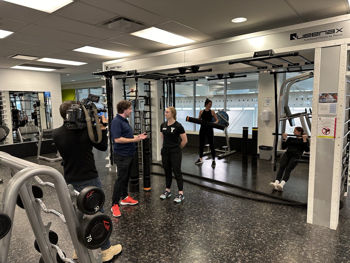 ymcahbb's tweet photo. We would like to extend another sincere thank you to @LouieB_TV and the whole team at CHCH @morninglive for visiting the Les Chater Family #YMCA this week to discuss all of the benefits of a YMCA membership. 
Stop by and see why the YMCA is the place to be this winter! https://t.co/HMgs0e5Xq1