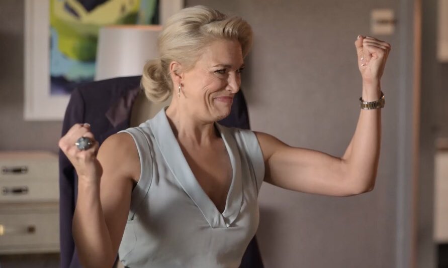 I say “God, look at Hannah Waddingham’s arms” out loud every time I watch an episode of Ted Lasso🔥
