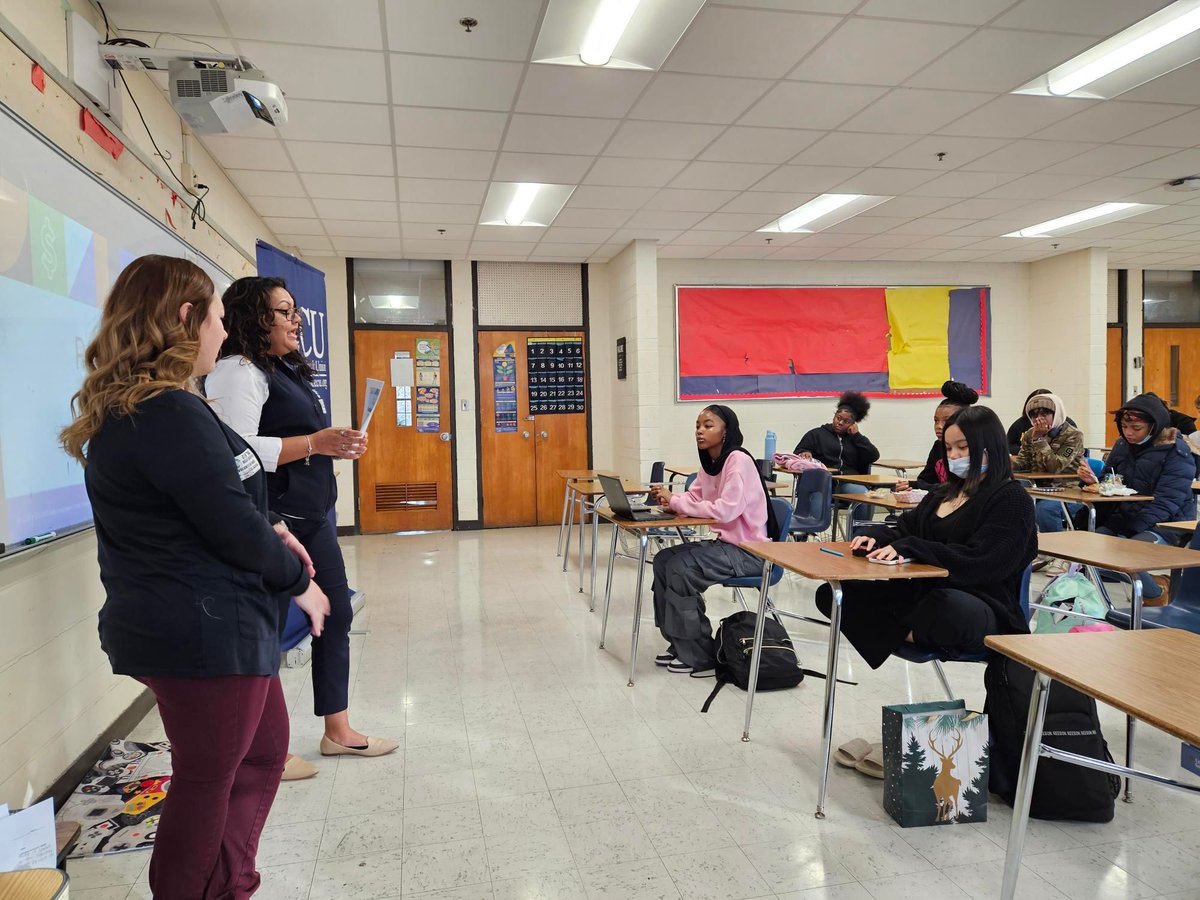 HPCHighSchool's tweet image. Learning about finances with Ms. Thompson from NCSECU was insightful! A big thanks to Mr. Blackwell for this opportunity. #MoneyMatters #FinanceClass Guilford County Schools  State Employees&apos; Credit Union