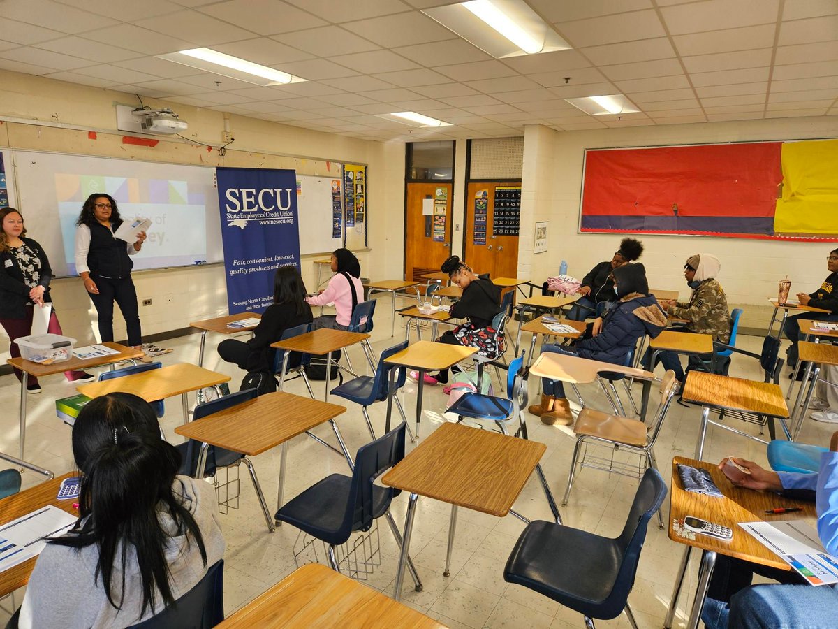 HPCHighSchool's tweet image. Learning about finances with Ms. Thompson from NCSECU was insightful! A big thanks to Mr. Blackwell for this opportunity. #MoneyMatters #FinanceClass Guilford County Schools  State Employees&apos; Credit Union