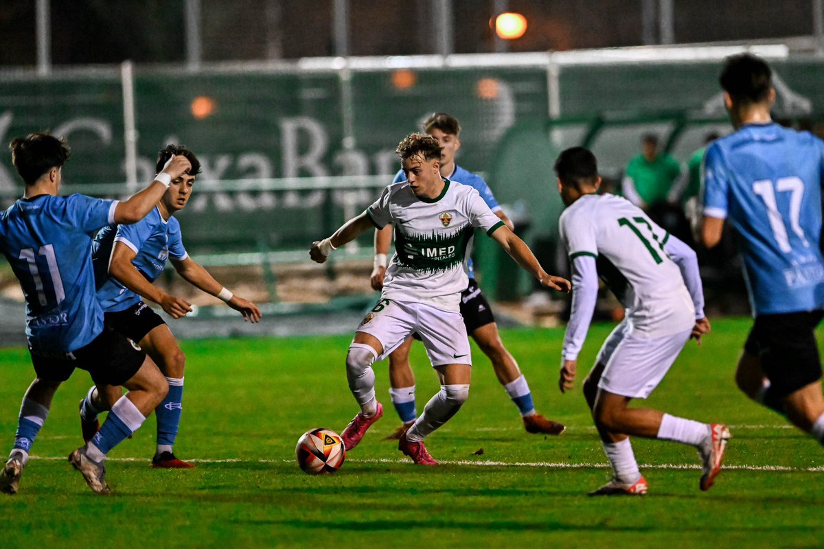 futbolbaseECF's tweet photo. ⚒️ ¡Seguimos luchando! 👊

#ElcheRealRacing | #MuchoElche 💚 https://t.co/JKsPtstqhZ