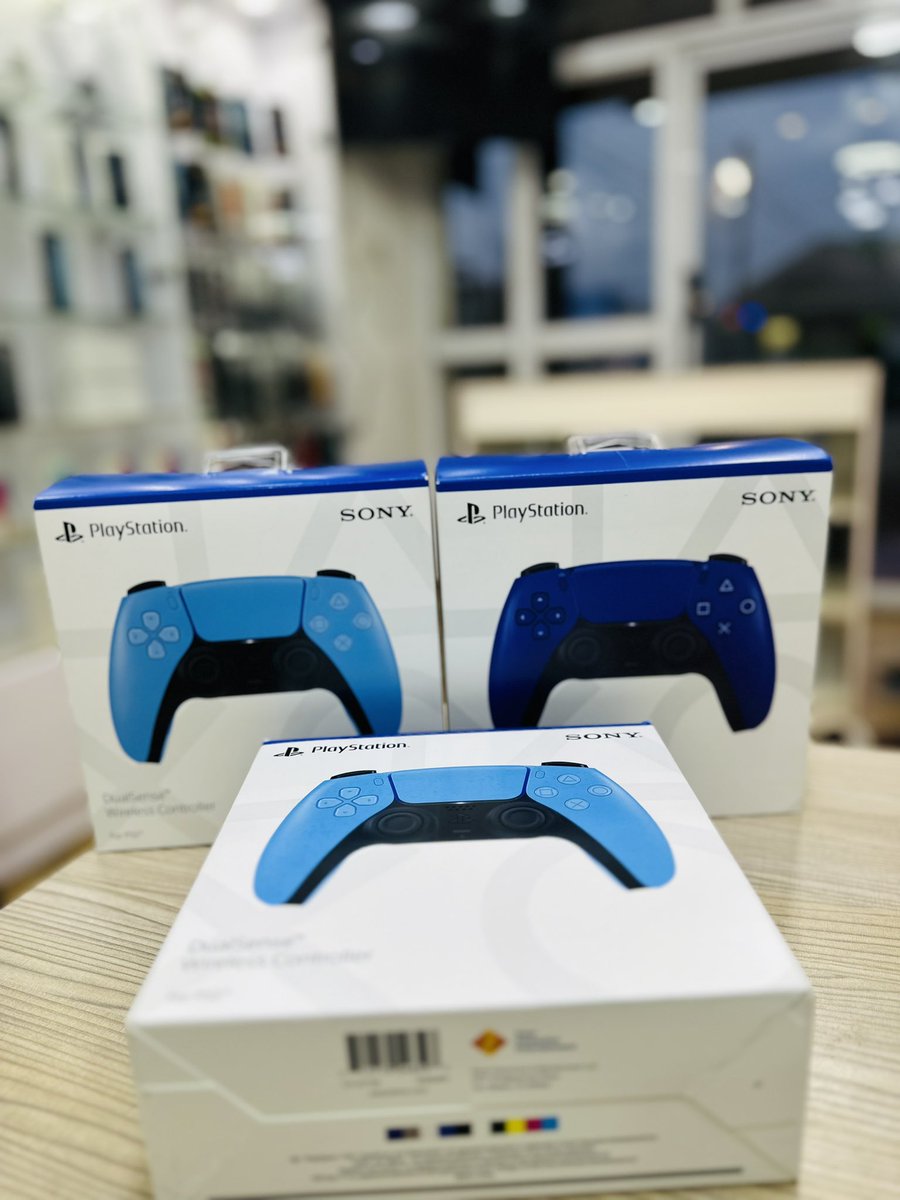 PhonesCelebrity's tweet photo. Ps5 Pad 
Dualsense wireless control

1000gh https://t.co/VDaJEKmuuO