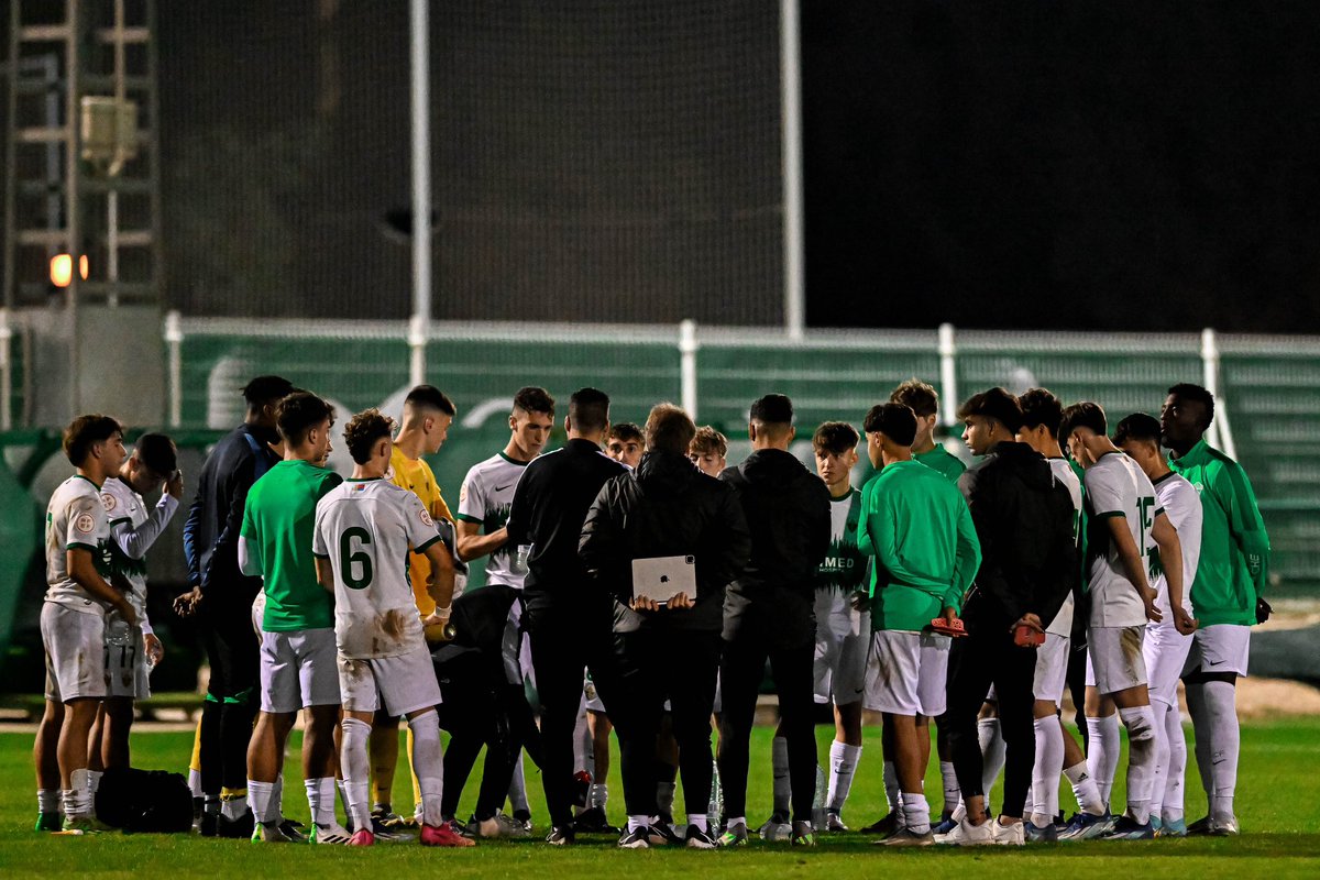 futbolbaseECF's tweet photo. 🔛 Últimos 1️⃣5️⃣ minutos en el Diego Quiles ⚽️ 

¡Comienza la segunda mitad de la prórroga!

#ElcheRealRacing | #MuchoElche 💚 https://t.co/FUNSijdIC1