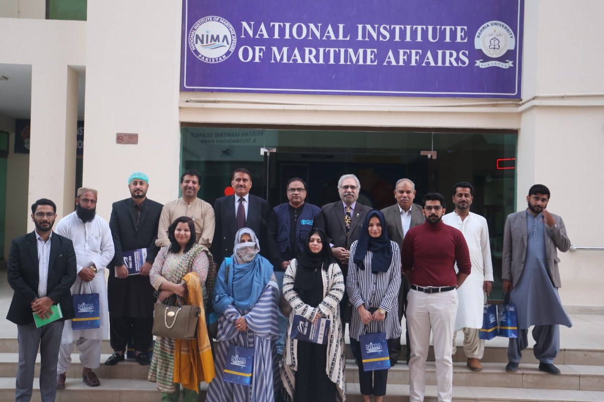 AqsaGull's tweet photo. Attended the collaborative meeting held at NIMA,Karachi to discuss the possible collaboration of NIMA for the fisheries policy &amp; uplift of fishermen. and received a token of appreciation from DG NIMA(K).
Officials of GLLSP, NIMA, FAO, reps of fishermen cooperatives were present. https://t.co/Uo45exDW00