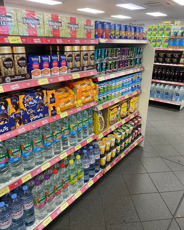 spar_ossy's tweet photo. NEW DEALS, DEALS and more DEALS NOW INSTORE 

Some great deals all at your local store https://t.co/dVFckPoMCw