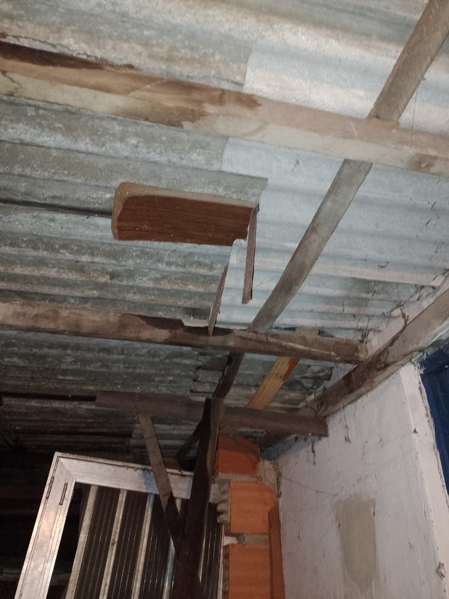 nessajesussempr's tweet photo. https://t.co/ftKG2Vy8C5
Quem puder me ajudar minha casa está caindo vou postar as fotos https://t.co/D7GGdEsVYE