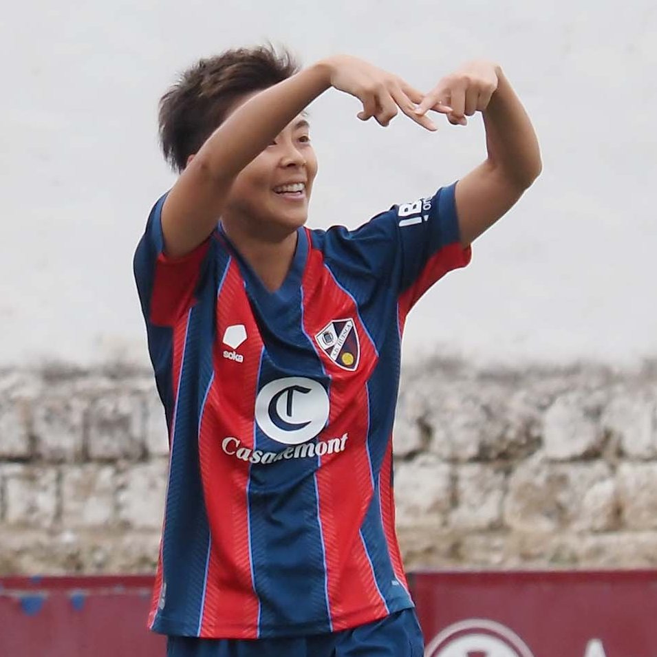 SDHuescaFem's tweet photo. 🔔 HORARIO CONFIRMADO

📝 ¡Empezamos el año en San Jorge!

🆚 @Bizkerreft 
🗓️ Domingo, 07/01
⏰ 12:00h
📍CD San Jorge
🎁👑🐫 𝘼𝙘𝙘𝙚𝙨𝙤 𝙡𝙞𝙗𝙧𝙚

#SDHFemBizkerreFT https://t.co/PUQ32e4SFG