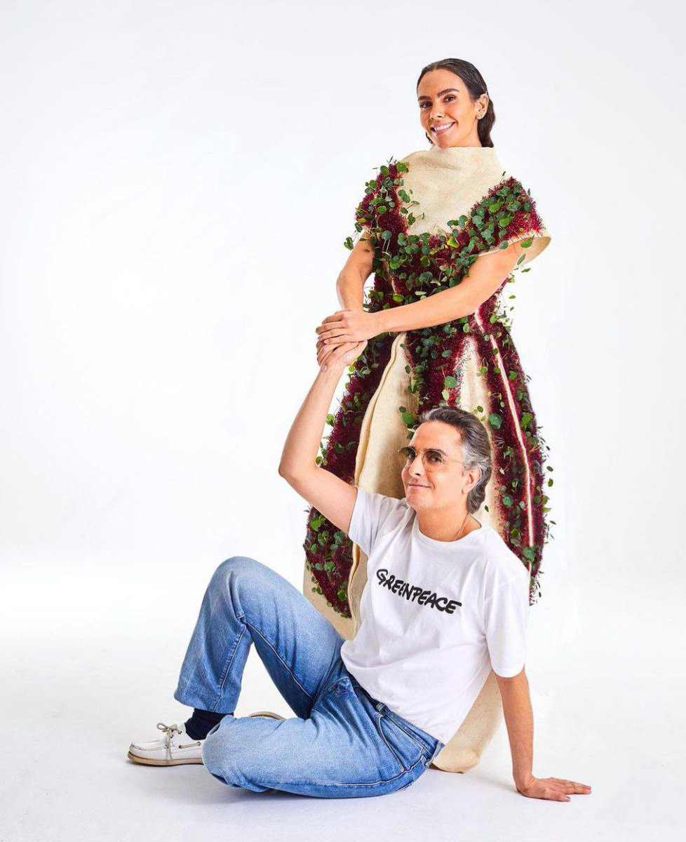 Una EMERGENCIA CLIMÁTICA
Un reto: Cambiar el modelo económico y de consumo
Agua vs Sequía
Ética vs Postureo
Ciencia vs Bullshit  

La mujer del agua es <a href="/mpetrovic_icra/">johnny</a>  y no <a href="/CristiPedroche/">Cristina Pedroche</a>

Hilo (1/5)